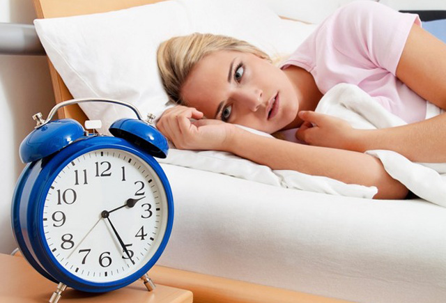 Yuxusuzluq xəstəlikdir - İnsan gündə neçə saat yatmalıdır?