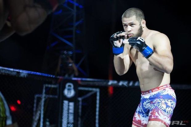 Azərbaycanlı döyüşçünün UFC-də debütü uğursuz alındı - VİDEO