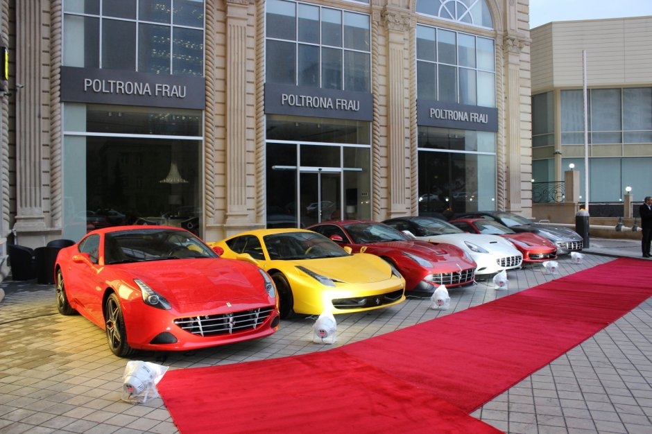 Bakıdakı “Ferrari” mağazası bağlanır