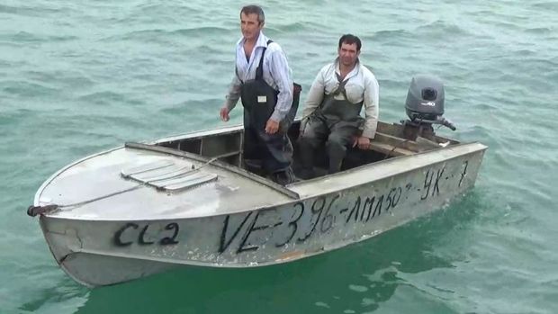 Dənizdə köməksiz qalan balıqçılar xilas edildi - FOTO