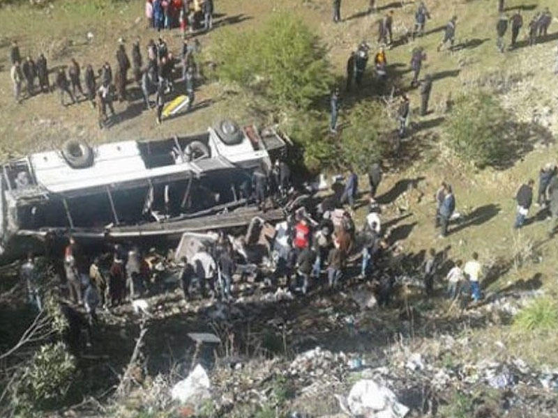 Efiopiyada avtobus uçuruma düşdü - 38 ölü