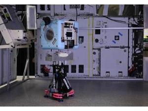 Beynəlxalq Kosmik Stansiyada uçan robotların sınağı keçirilib