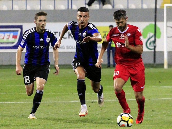 Qarabağ və Neftçinin oyunları CANLI YAYIMDA
