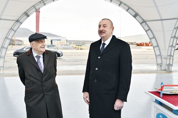 Azərbaycan Prezidenti: “Bu gün biz yeni nəqliyyat infrastrukturu obyektlərini yaradırıq”