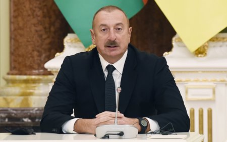 İlham Əliyev akademiyaya yeni rektor təyin etdi