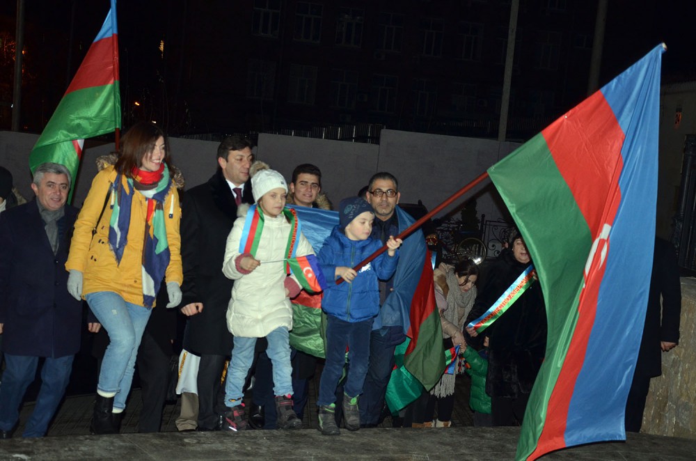 Kiyevin mərkəzində azərbaycanlıların həmrəylik bayramı