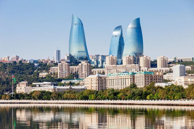 “Fitch” Azərbaycan iqtisadiyyatının dayanıqlı inkişafını gözləyir