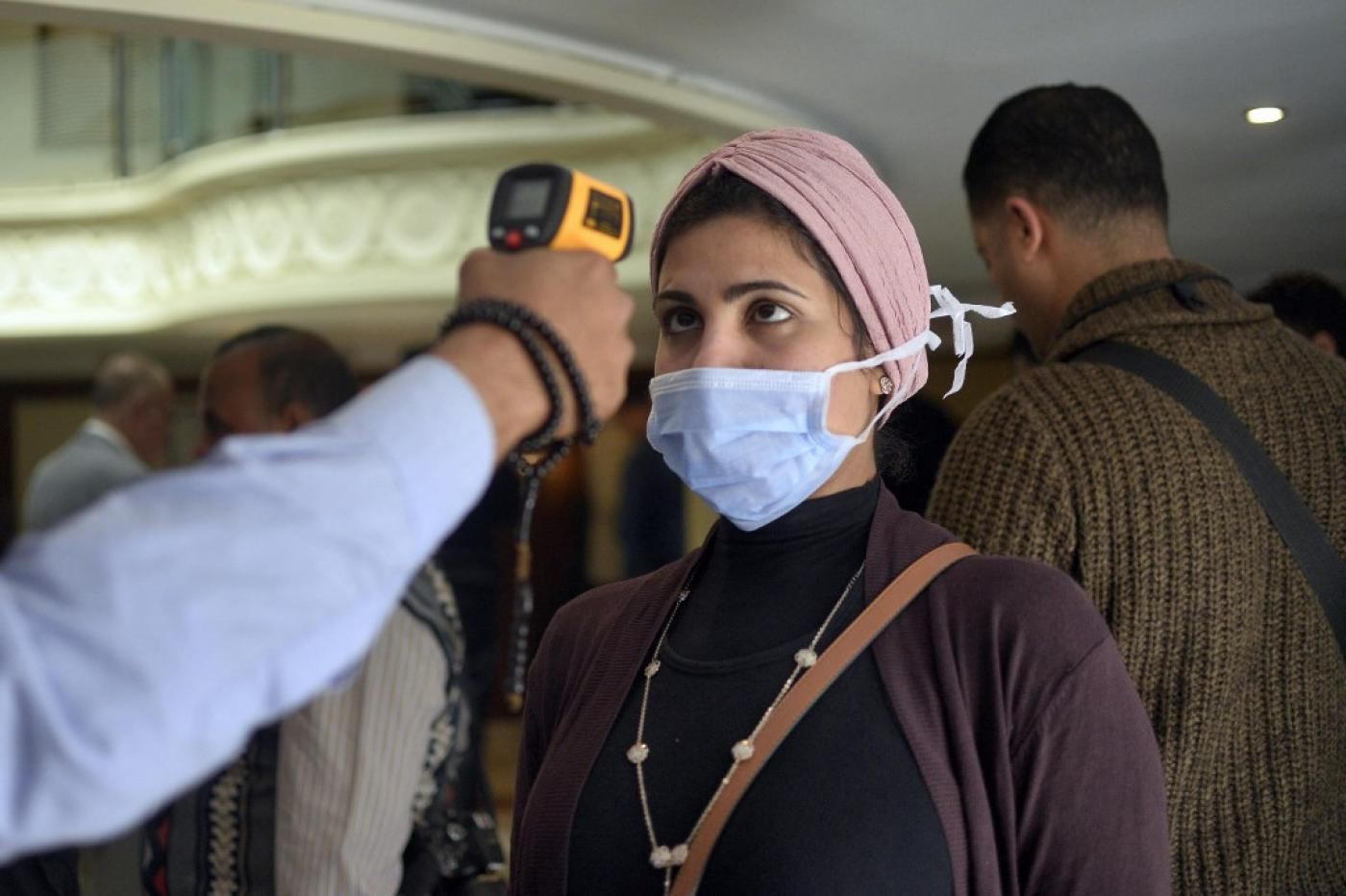 İranda sutka ərzində 5 min nəfərdən çox şəxs koronavirusa yoluxub