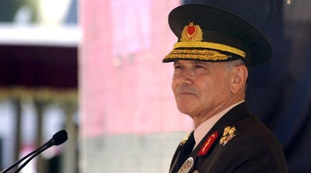 Türkiyədə general koronavirusdan öldü