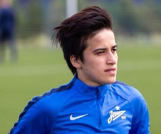 Azərbaycanlı futbolçu Rusiyanın məşhur klubuna transfer olundu - FOTO