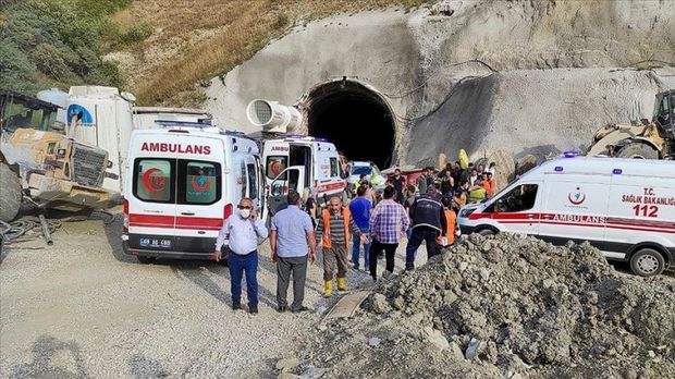 Türkiyədə tunel çökdü, işçilər dağıntılar altında qaldı