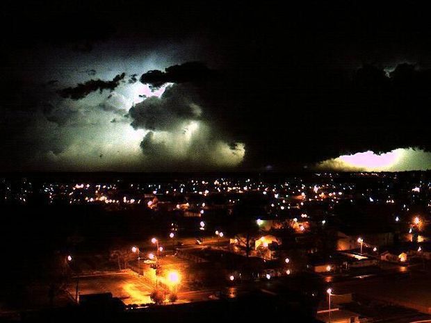 ABŞ-da dağıdıcı tornado qeydə alınıb - VİDEO
