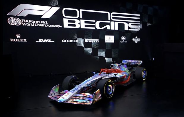 Formula 1 yeni bolidlərini nümayiş etdirdi – FOTO