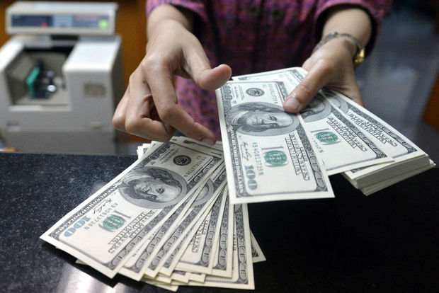 Dolların satış qiyməti 1.71 manata düşdü
