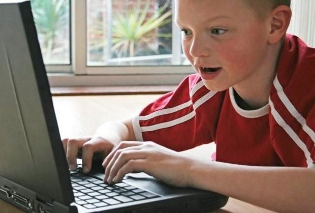 İnternetdən intensiv istifadə uşaq və yeniyetmələrin sağlamlığı üçün ciddi problemlər yaradır